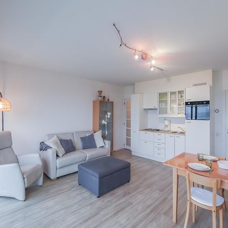 Ferienwohnung West31 With Beautiful Sea Views Oostduinkerke Exterior foto